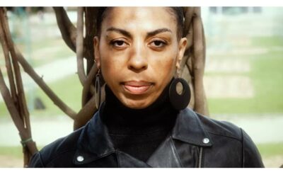 Poète must go on / Lisette LOMBE
